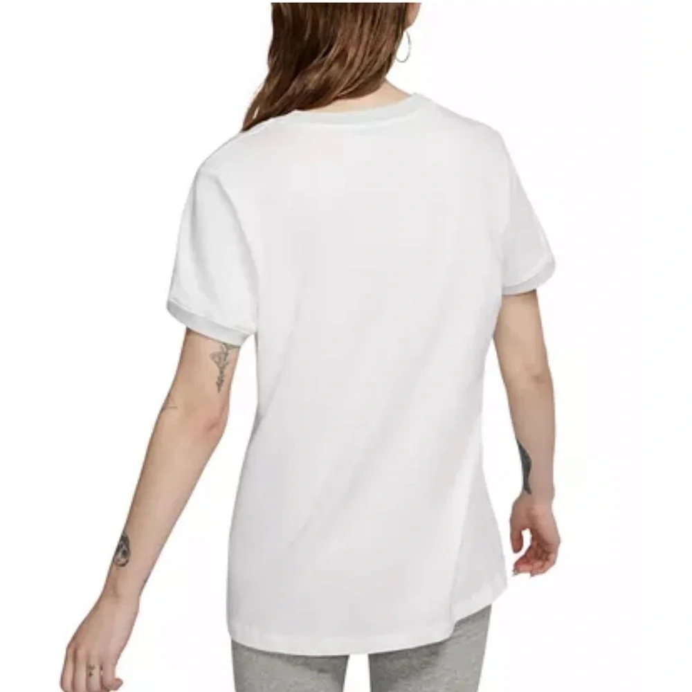 Nike | Women’s White Top